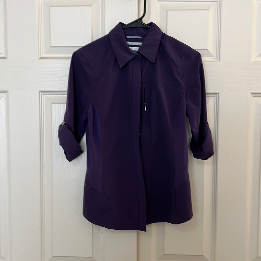 Women’s Columbia long sleeve button up